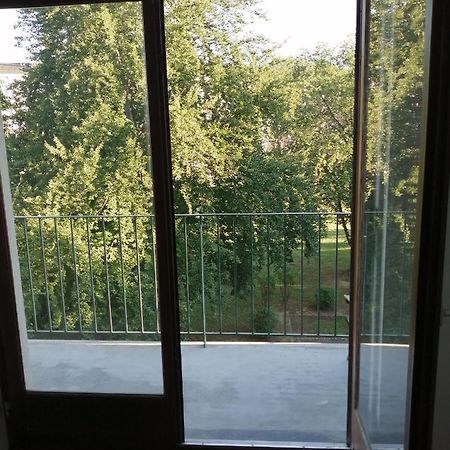 Appartement cosy arrêt de tram Saint-Louis Grenze Exterior foto